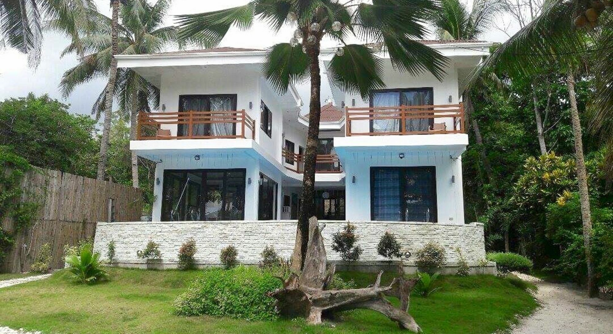 The Whitehouse By The Sea Vila Panglao City Exterior foto